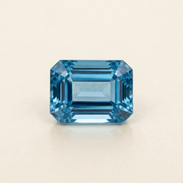 6.84 ct Brazilian Aquamarine, Emerald Cut, Heated