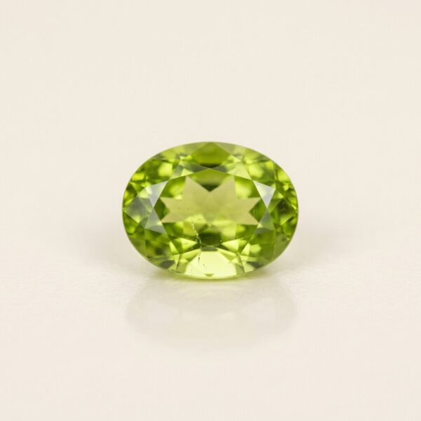 7.35 ct Pakistani Peridot, Oval, No Treatment