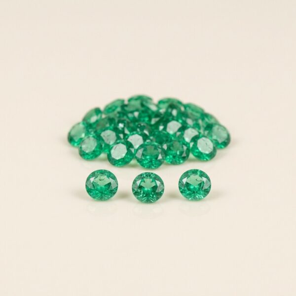 Emerald Parcel, 4 mm Rounds (per piece)